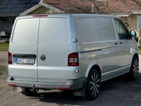 begagnad VW Transporter T30 2.0 TDI | AUTOMAT | DRAG