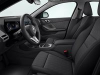 Ny BMW 120 Shadowline 170 HK (125 kW) 2025 Svart Halvkombi