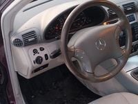 Begagnad Mercedes C180 143 HK (105 kW) 2007