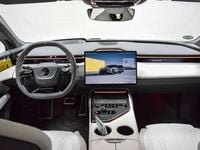 Begagnad Lotus Emeya 450 kW (612 HK) 2024 Solar yellow metallic Halvkombi