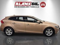 Begagnad Volvo V40 Kinetic 150 HK (110 kW) 2012 Brun Halvkombi