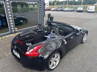 Begagnad Nissan 370Z 328 HK (241 kW) 2012 Svart Cab