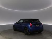 Begagnad Mini Cooper SE 161 kW (220 HK) 2024 Blå Halvkombi