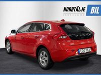 Begagnad Volvo V40 116 HK (85 kW) 2015 Röd Halvkombi