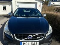 Begagnad Volvo V60 180 HK (132 kW) 2012 Svart metallic Kombi