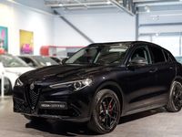 begagnad Alfa Romeo Stelvio B-TECH PANORAMA CAR-PLAY 2019, SUV