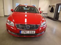 Begagnad Volvo V70 Momentum 150 HK (110 kW) 2016 Röd Kombi