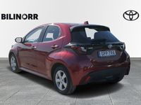 begagnad Toyota Yaris Hybrid 1,5 HYBRID 5D ACTIVE KOMFORTPAKET | MV | VHJUL