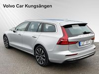 Begagnad Volvo V60 Plus 200 HK (147 kW) 2022 Silver Kombi