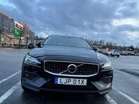Begagnad Volvo V60 CC 197 HK (144 kW) 2021 Kombi