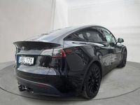 Begagnad Tesla Model Y Performance 392 kW (534 HK) 2024 Svart SUV