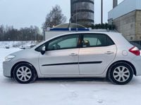 Begagnad Toyota Auris 90 HK (66 kW) 2011 Halvkombi