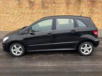 Begagnad Mercedes B180 116 HK (85 kW) 2011 Minibuss