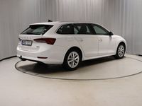 begagnad Skoda Octavia Kombi Mildhybrid 1.0 Drag Navi Sensorer