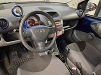 Begagnad Toyota Aygo 68 HK (50 kW) 2008 Blå Halvkombi