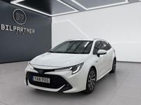 Begagnad Toyota Corolla Style 184 HK (135 kW) 2021 Vit Kombi