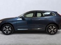 Begagnad Volvo XC60 Core 355 HK (261 kW) 2022 Blå SUV