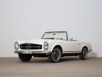 Begagnad Mercedes W113 150 HK (110 kW) 1966 Vit Cab