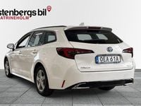 Begagnad Toyota Corolla 140 HK (102 kW) 2024 Vit Kombi