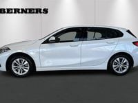 Begagnad BMW 118 141 HK (103 kW) 2020 Vit Halvkombi