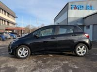 Begagnad Toyota Yaris Multidrive S 112 HK (82 kW) 2018 Svart