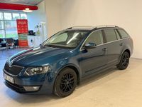 Begagnad Skoda Octavia Elegance 105 HK (77 kW) 2014 Mörkblå (blå) Kombi