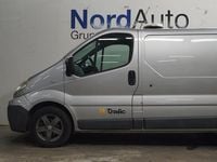 Begagnad Renault Trafic 90 HK (66 kW) 2011 Silver Minibuss