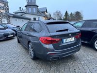 begagnad BMW 550 d xDrive Touring Steptronic, 400hk FULLUTRUSTAD