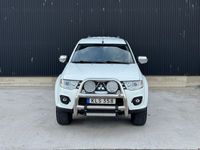 begagnad Mitsubishi L200 DUBBELHYTT 2.5 Aut 178hk 4x4 Kåpa Drag LED