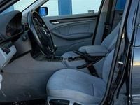 Begagnad BMW 320 170 HK (125 kW) 2002 Svart Kombi