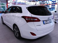 Begagnad Hyundai i30 Premium 136 HK (100 kW) 2016 Vit Kombi
