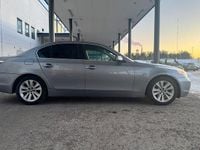 Begagnad BMW 523 177 HK (130 kW) 2006 Grå Sedan