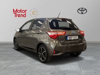 begagnad Toyota Yaris Hybrid 1,5 HSD 5-D HYBRID STYLE COMFORT PACK SKYVIEW