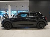 Begagnad Mini Cooper 177 HK (130 kW) 2023 Midnight black ii Halvkombi