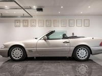 Begagnad Mercedes SL500 320 HK (235 kW) 1997 Silver Cab