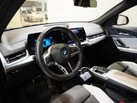 Begagnad BMW iX2 M Sport 230 kW (313 HK) 2023 Svart SUV