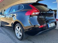 begagnad Volvo V40 D2 Momentum 6-vxl 1 Ägare Toppex Diesel