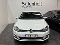 Begagnad VW Golf VII 110 HK (80 kW) 2015 Vit Halvkombi