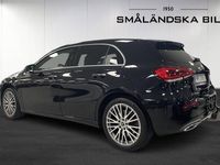 Begagnad Mercedes A250 218 HK (160 kW) 2021 Kosmossvart metallic Halvkombi