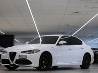 Begagnad Alfa Romeo Giulia Veloce 280 HK (205 kW) 2018 Vit Sedan