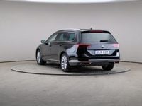 Begagnad VW Passat Executive 218 HK (160 kW) 2023 Deep black pearl (pearl) Kombi
