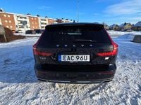 Begagnad Volvo V60 350 HK (257 kW) 2022 Kombi