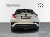 begagnad Toyota C-HR 1,8 Executive JBL Teknik Vinterhjul ingår