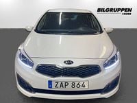Begagnad Kia Ceed 101 HK (74 kW) 2017 Vit Halvkombi