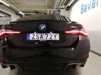 begagnad BMW i4 i4M50 Taklucka Elstolar Komfortöppning H/K Ljud