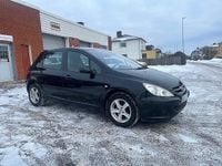 Begagnad Peugeot 307 136 HK (100 kW) 2004 Svart Halvkombi