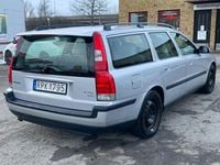 Begagnad Volvo V70 200 HK (147 kW) 2000 Ljusgrå Kombi