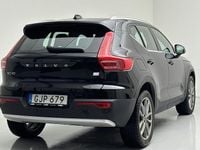 Begagnad Volvo XC40 Core 211 HK (155 kW) 2023 Svart SUV