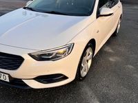 begagnad Opel Insignia Sports Tourer 2.0 CDTI 4x4. Dragkrok. Värmare.