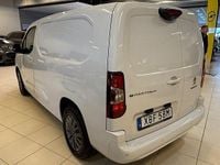 Begagnad Peugeot E-Partner 100 kW (136 HK) 2023 Vit Minibuss